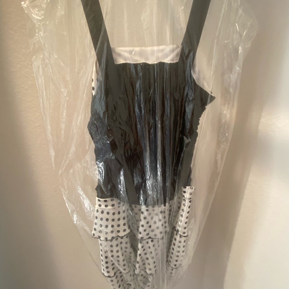 Size 14 dress. Only worn once.